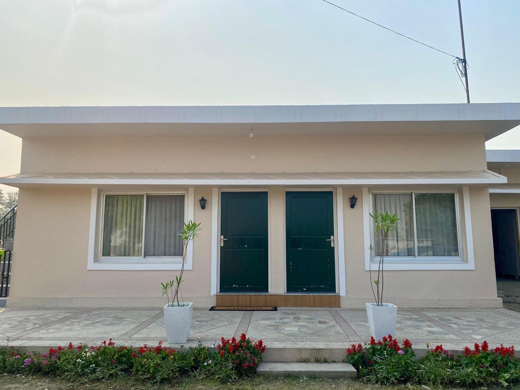 The Bougainvillea Cottage Farmstay Near Dehradun , 2 Bedroom Private Cottage Next To Fields And Orchards With Hill Views 외부 사진